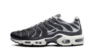 Air Max Plus SE Greyscale Cool Grey