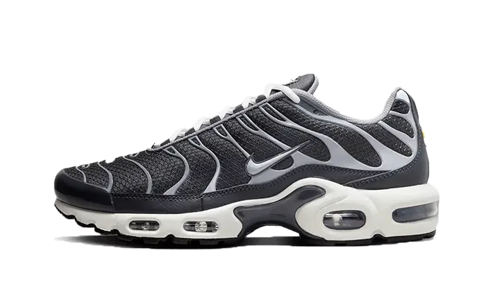 Air Max Plus SE Greyscale Cool Grey