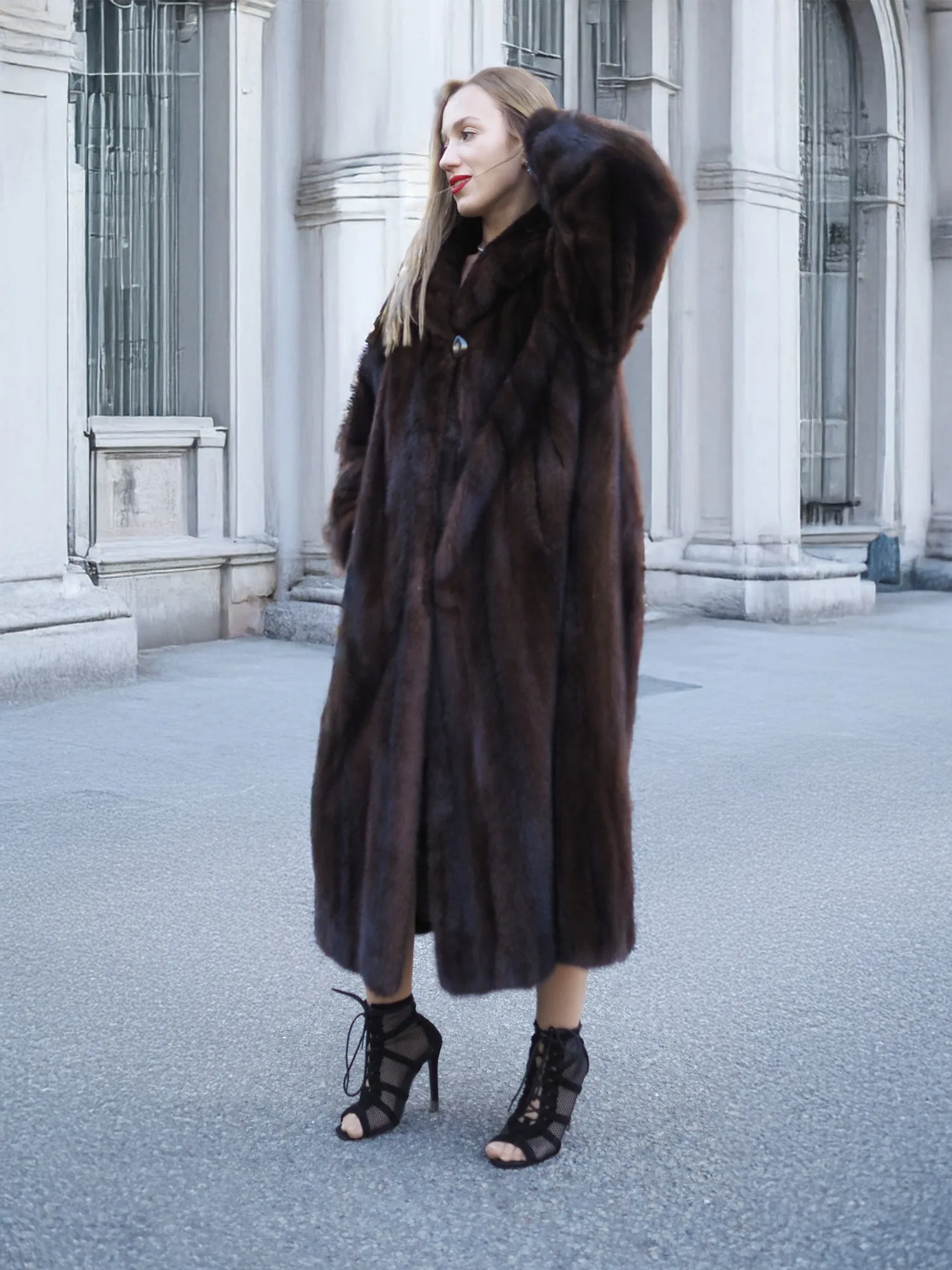 Mahogany Lunaraine Canadian Mink Fur Coat L/XL