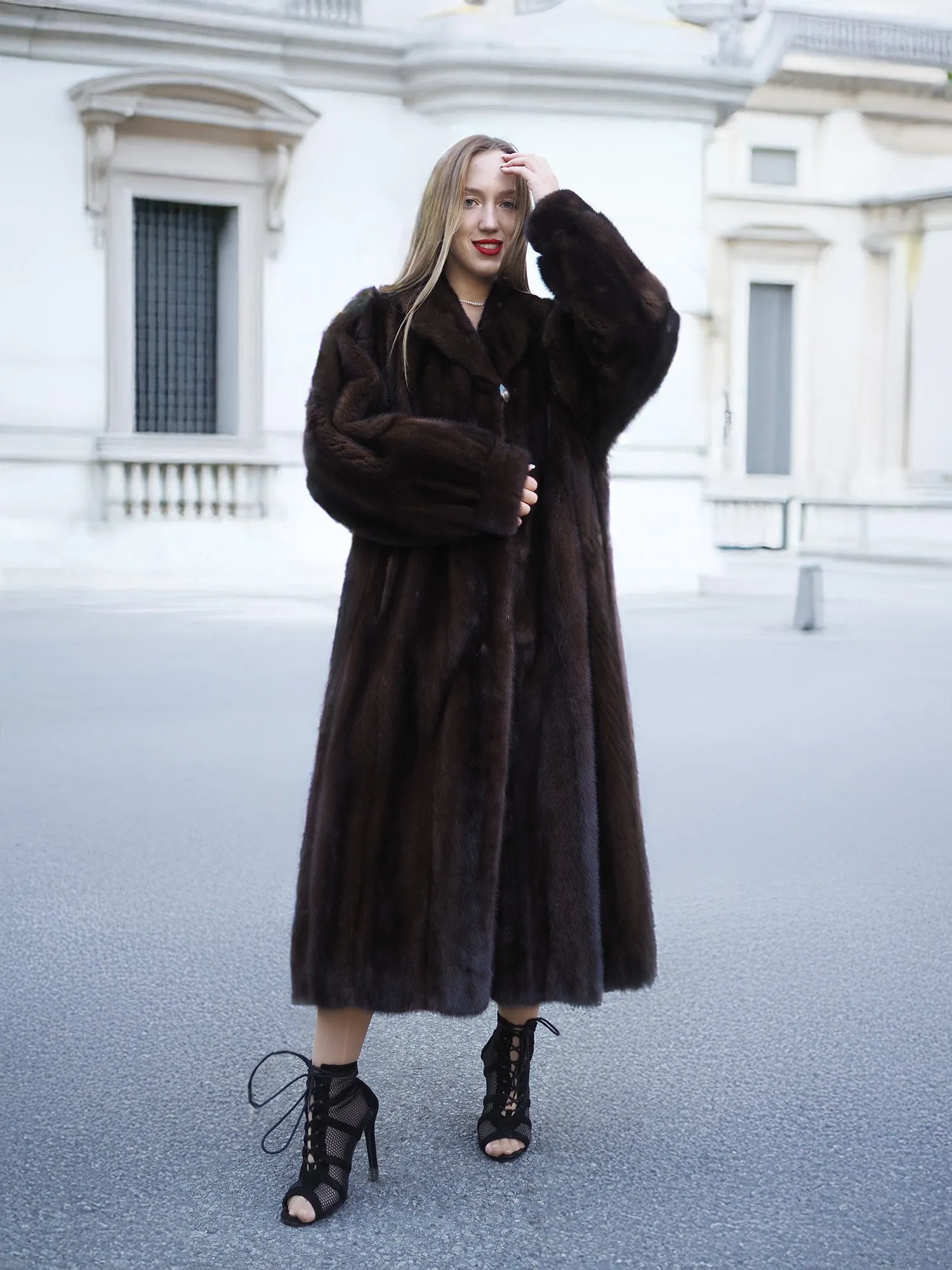 Mahogany Lunaraine Canadian Mink Fur Coat L/XL