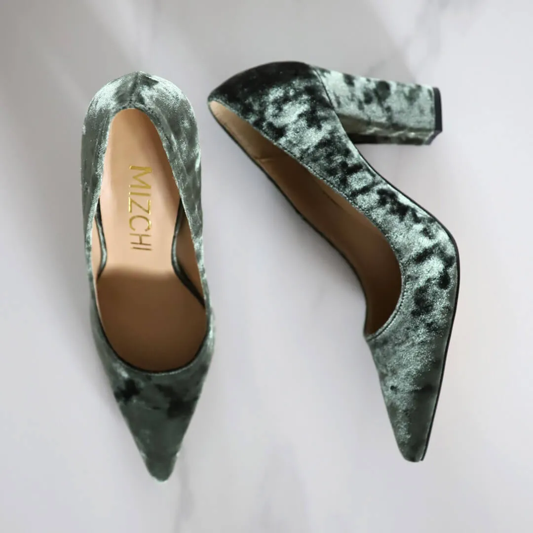 MELLOW - velvet pumps