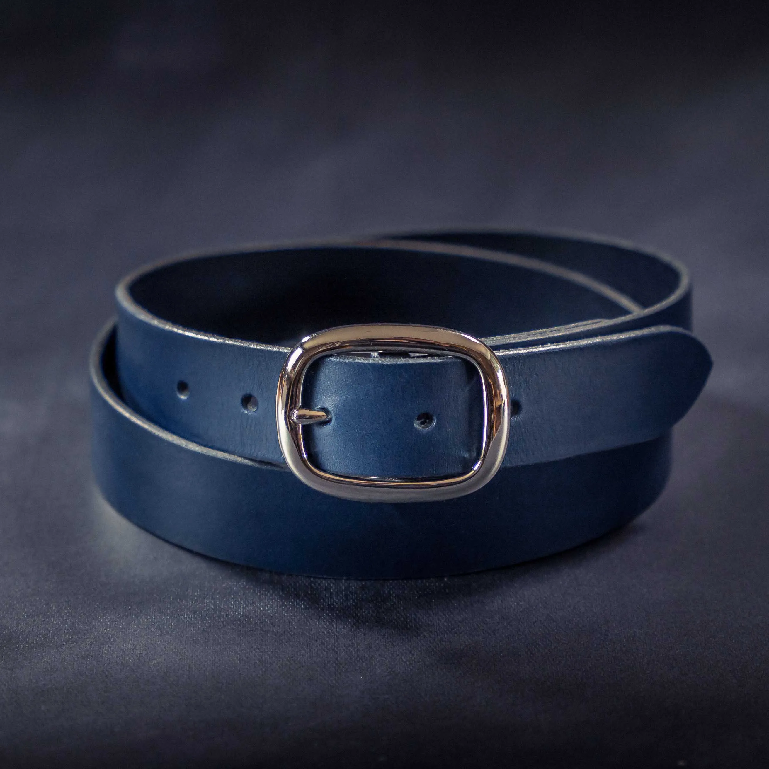 Oban 32 Navy Leather Belt