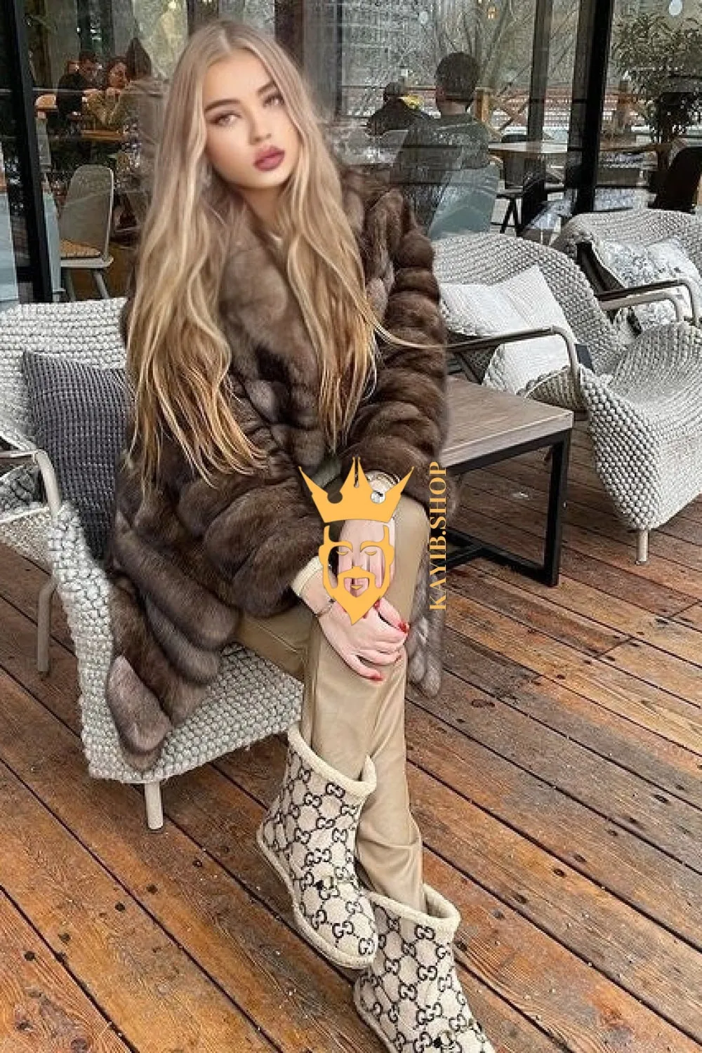 Winter coat- Luxury Tiger-Striped Raccoon Fur Short Coat - Stay Stylish and Warm with Oversized Sleeves